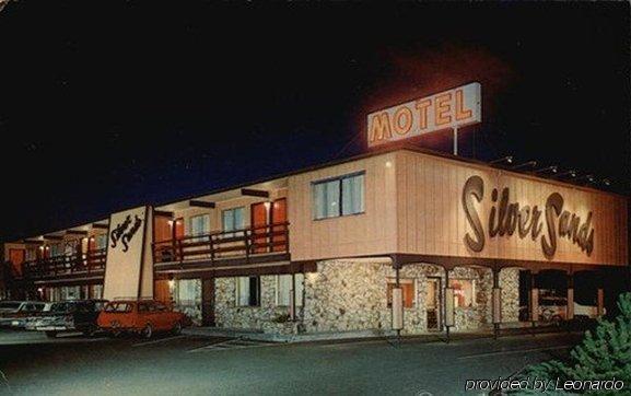 Silver Sands Motel Флоренс Экстерьер фото