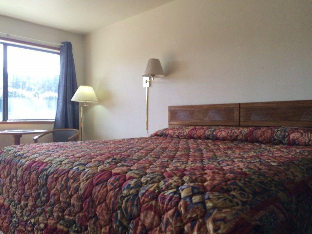 Silver Sands Motel Флоренс Экстерьер фото