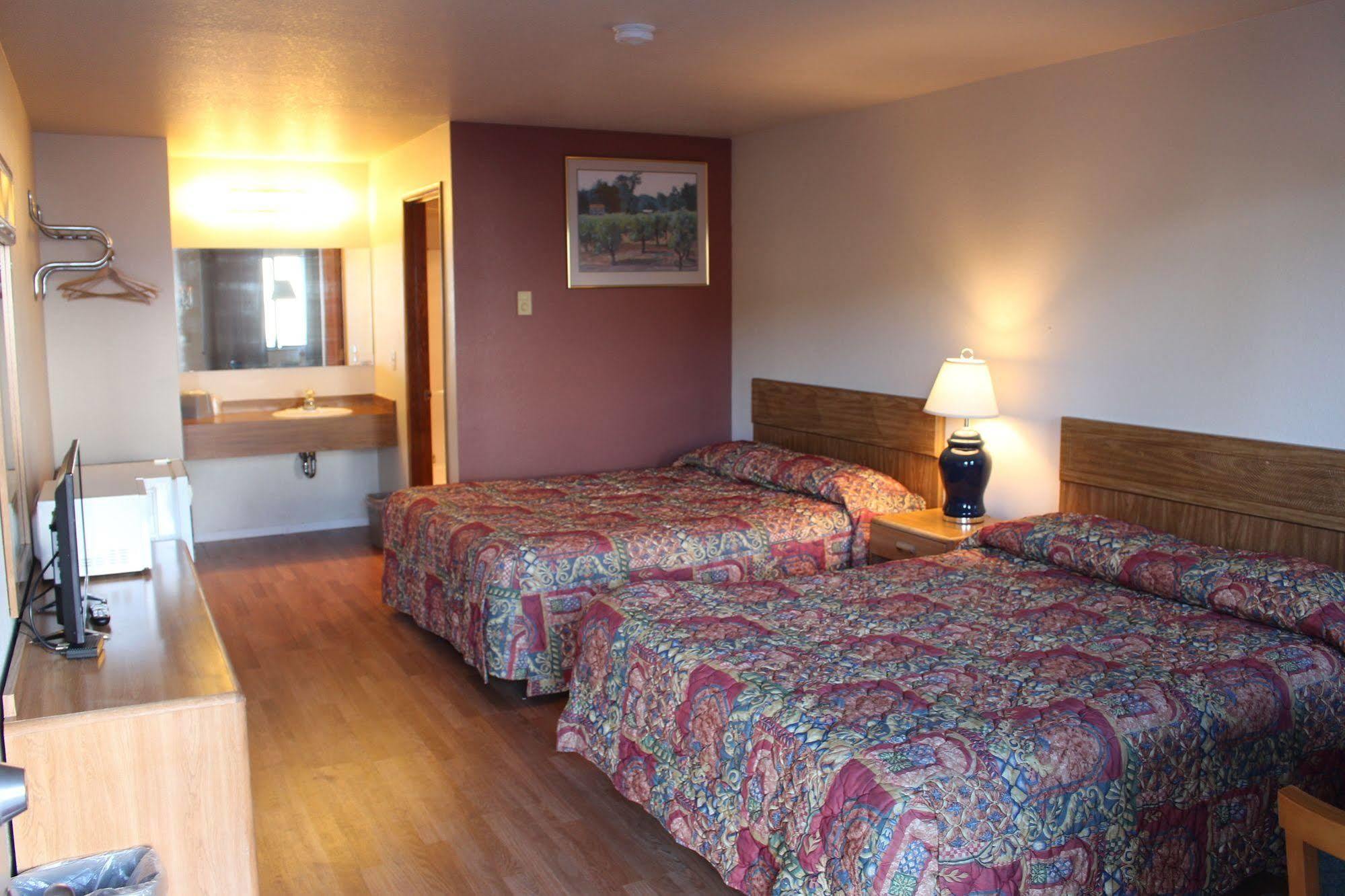 Silver Sands Motel Флоренс Экстерьер фото